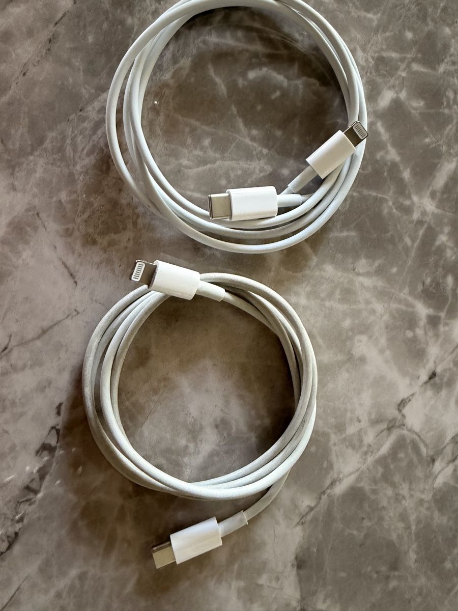 Apple Cavi: 2 x USB-C auf Lightning Original Apple Kabel  – Usato da Balgach venduto da ren_xy57