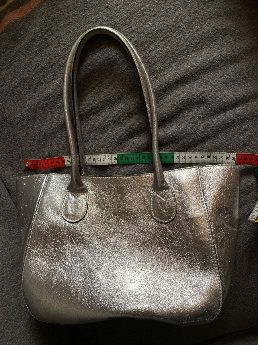Borse da donna: Sac cabas en cuir doré – Usato da Geneve venduto da Monthoux13 1