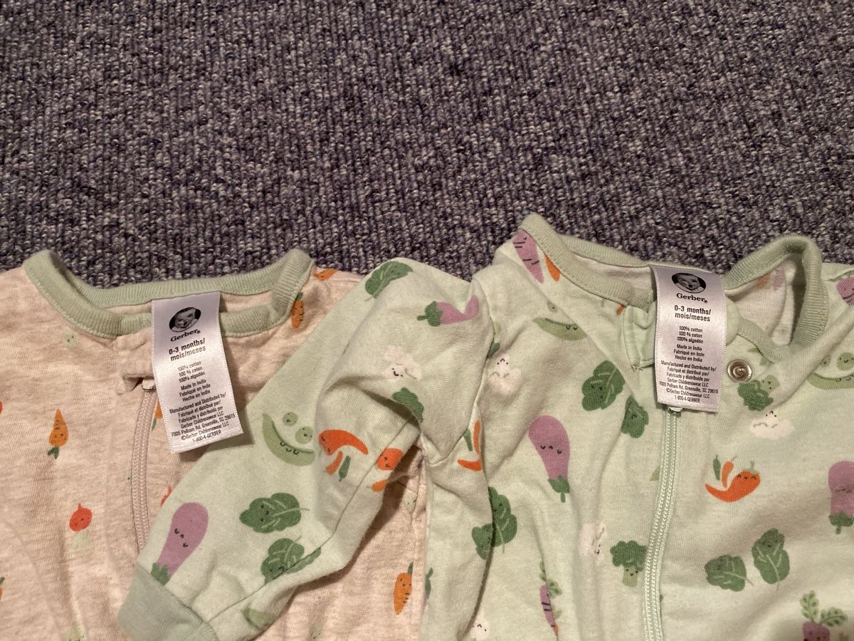 Pigiami: Gerber 0-3 Strampler Mädchen Jungen Pyjama  – Usato da Wengi b. Büren venduto da sch_dmj5 1