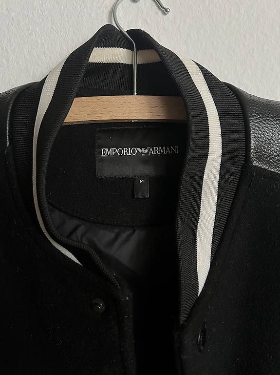 Armani Giacche: Emporio Armani Bomberjacke – Nuovo (secondo la descrizione) da Basel venduto da hol_8ldp 1