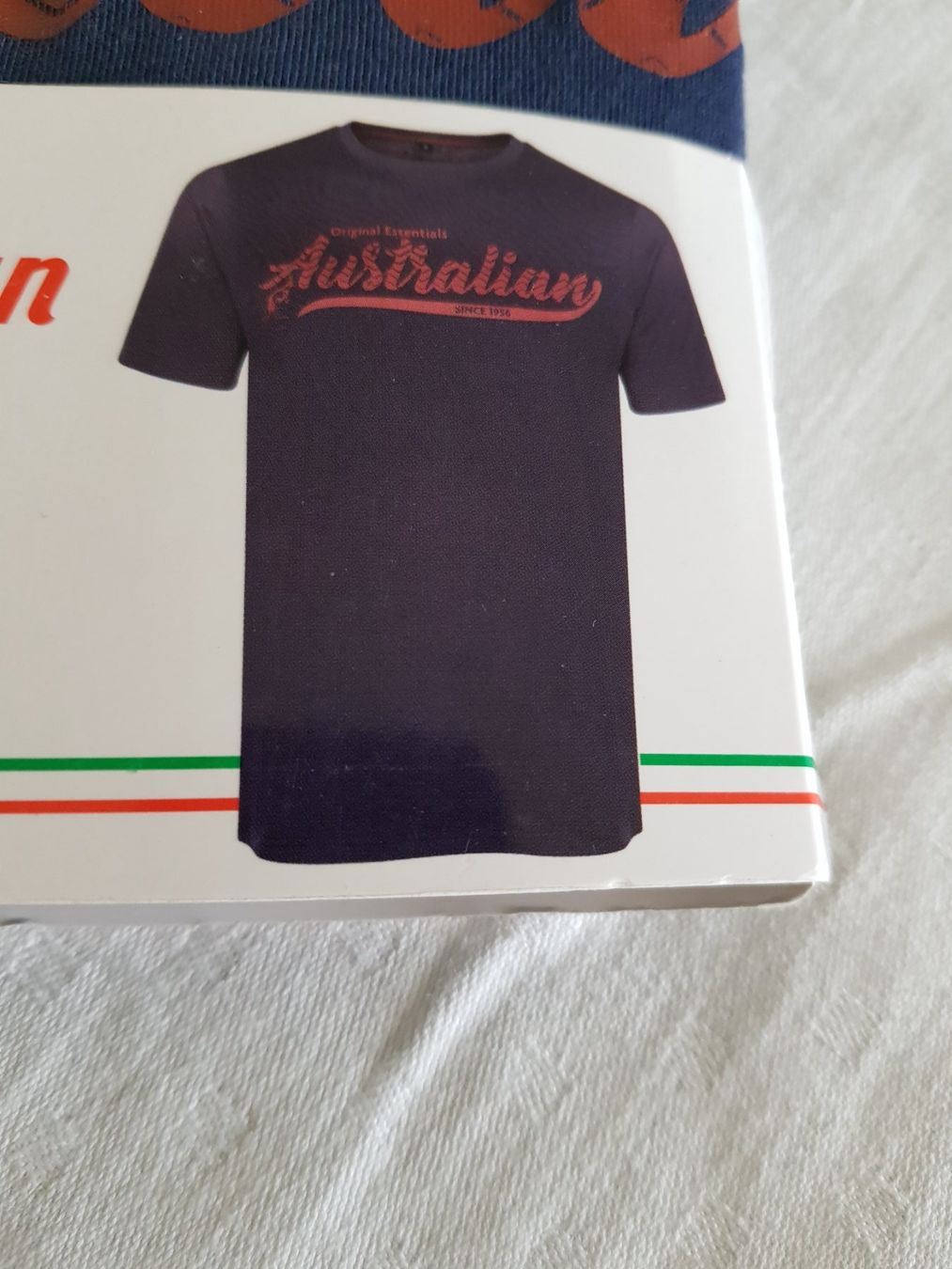 T-shirt: Australian T-shirt – Nuovo e nell'imballaggio originale da Olten venduto da Boston81 1