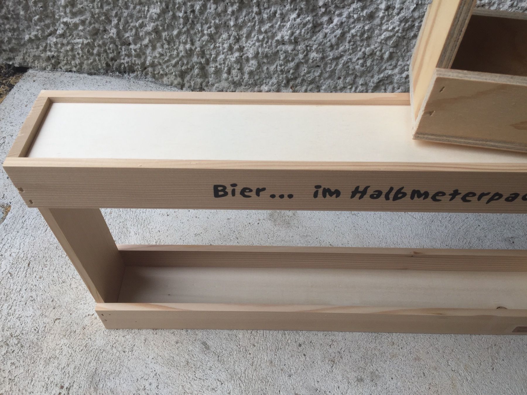 Scaffali: vier Biergestelle Holz – Usato da Bolligen venduto da Astrophysiker06 6