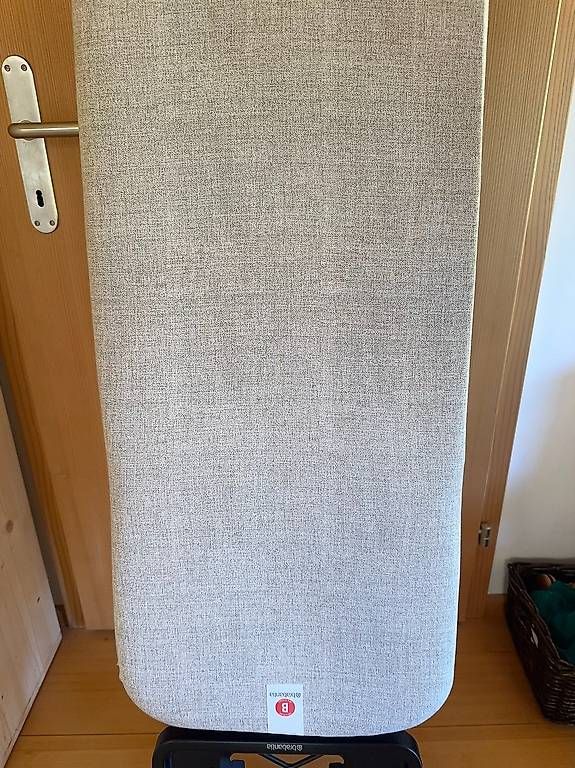 Brabantia Assi da stiro: Bügelbrett Brabantia 'Solid Steam Iron Rest' – Usato da Dicken venduto da tberger4133 4