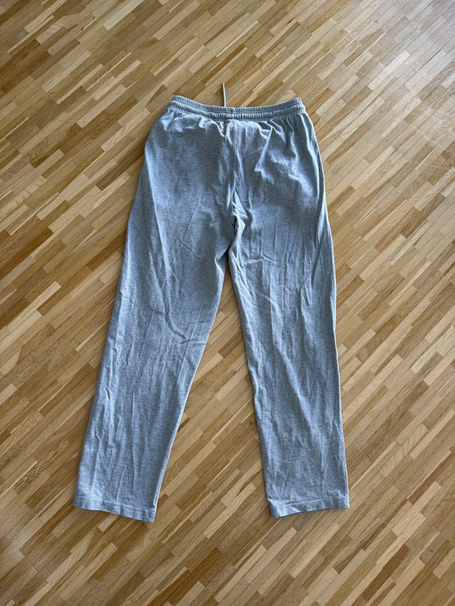 Nike Hosen: Nike Trainer Hose Jogging Gr.M – Gebraucht aus Zürich von pluto124 1