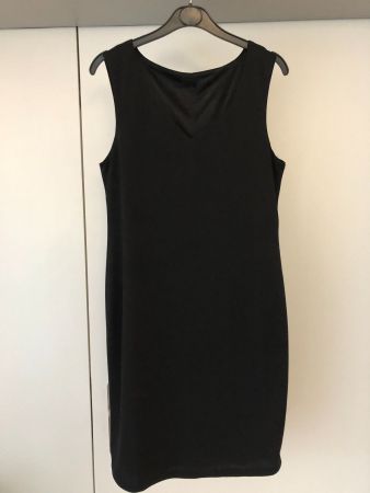 Kleines Schwarzes (Kleid)/La petite noire (robe)