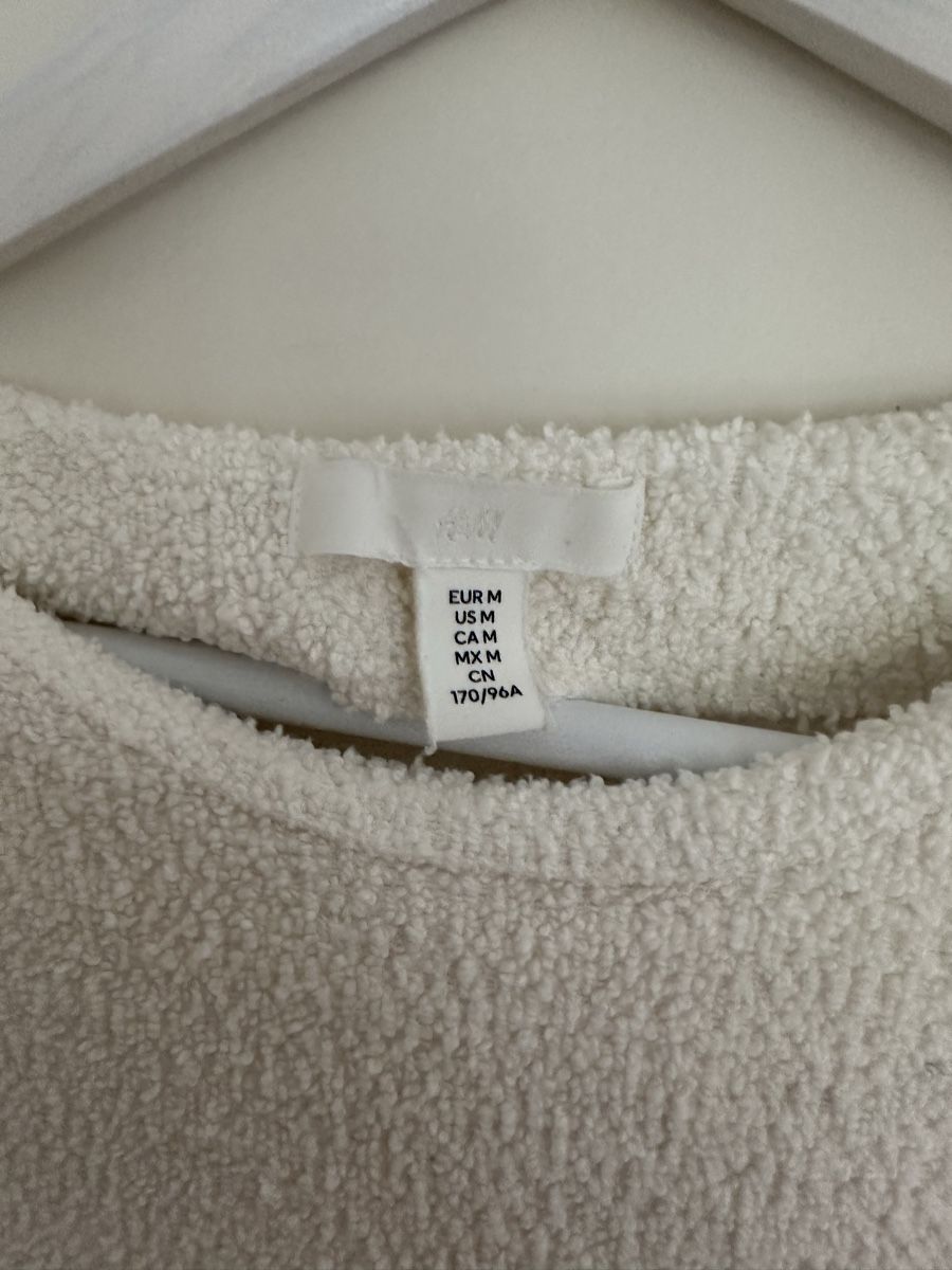 H&M Kleider: NEU Boucle Kleid Weiss Grösse M – Gebraucht aus Zug von MC2CC 1