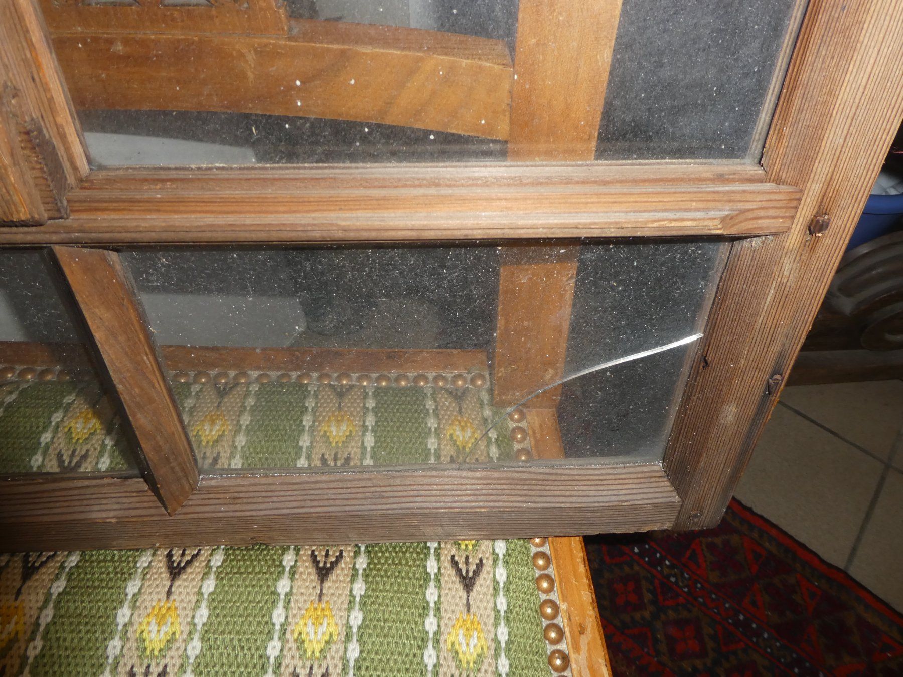 Finestre: Altes Schiebeholzfenster mit Sprossen gebraucht – Usato da Chur venduto da Diversico2010 2