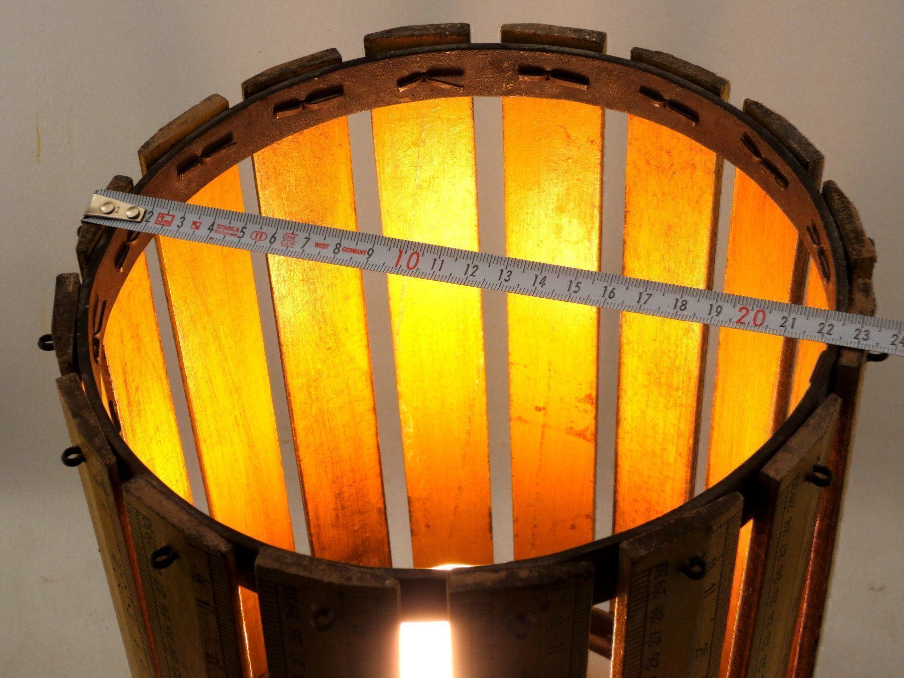 Lampade: Lampe de table originale, objet détourné – Usato da Noville venduto da novar 8