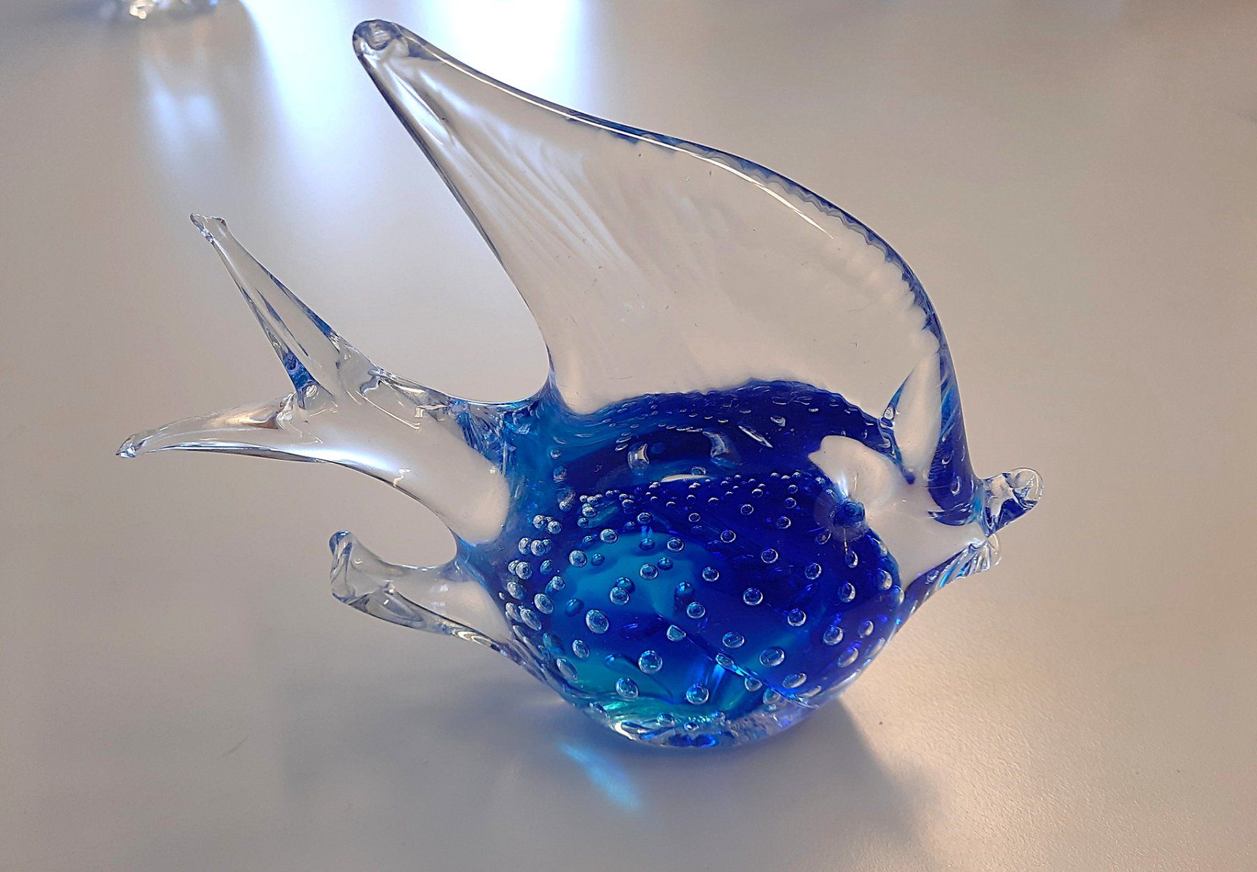 Gläser: Buntglas-Fischdekoration Blau – Gebraucht aus Beinwil am See von Restwert_Beinwil 1