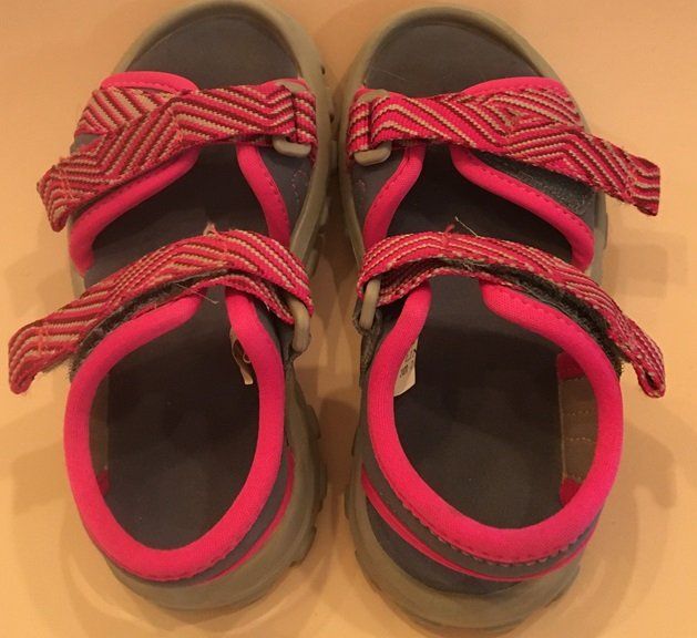Scarpe per ragazzi: Kinder-Sandalen (23) – Usato da Grüningen venduto da tienda100
