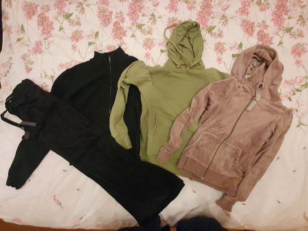 Set di abbigliamento sportivo