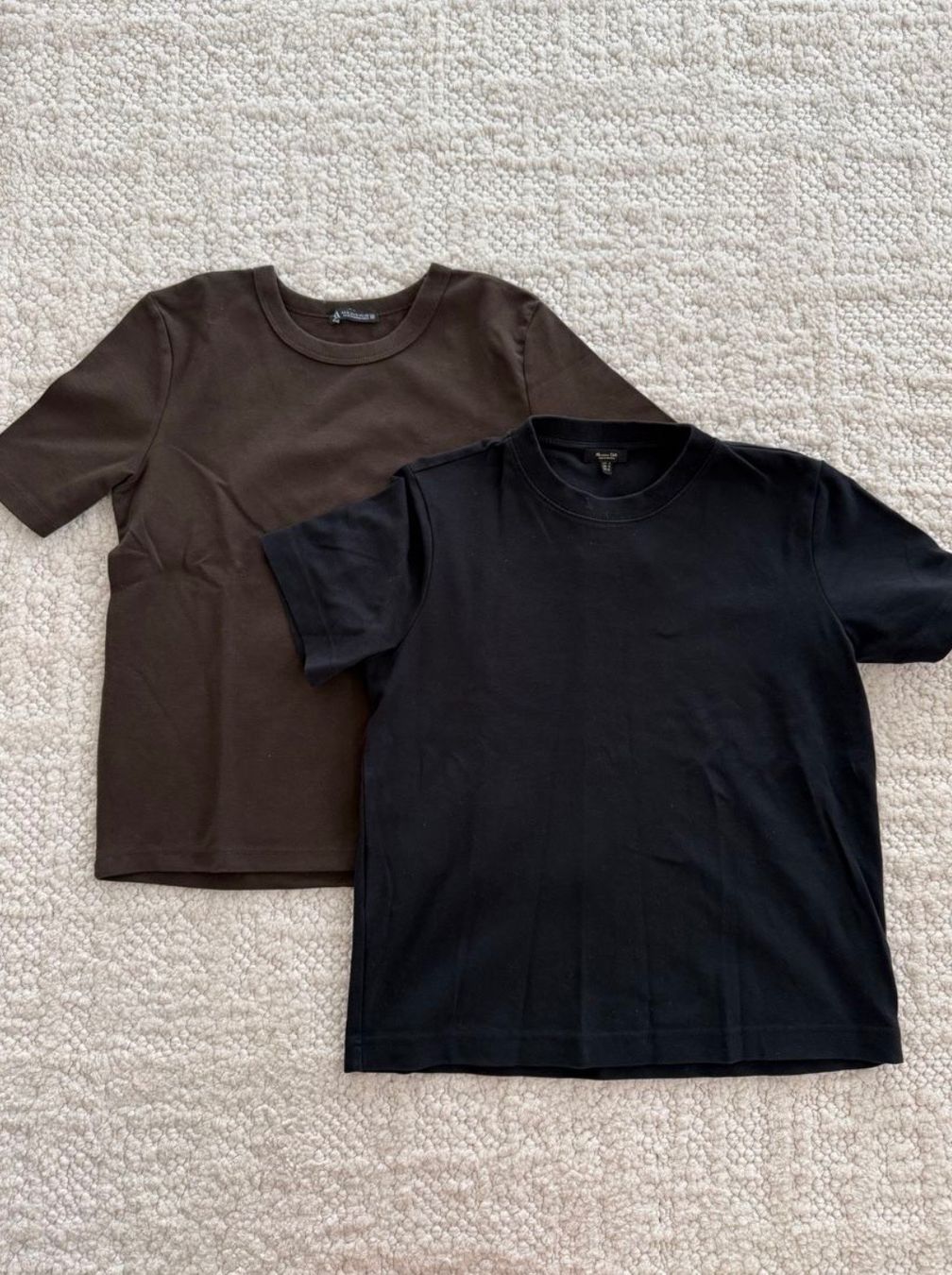 Massimo Dutti T-shirt: Massimo Dutti & Zara t-shirt set, size S – Usato da Langenthal venduto da vik_v5ml