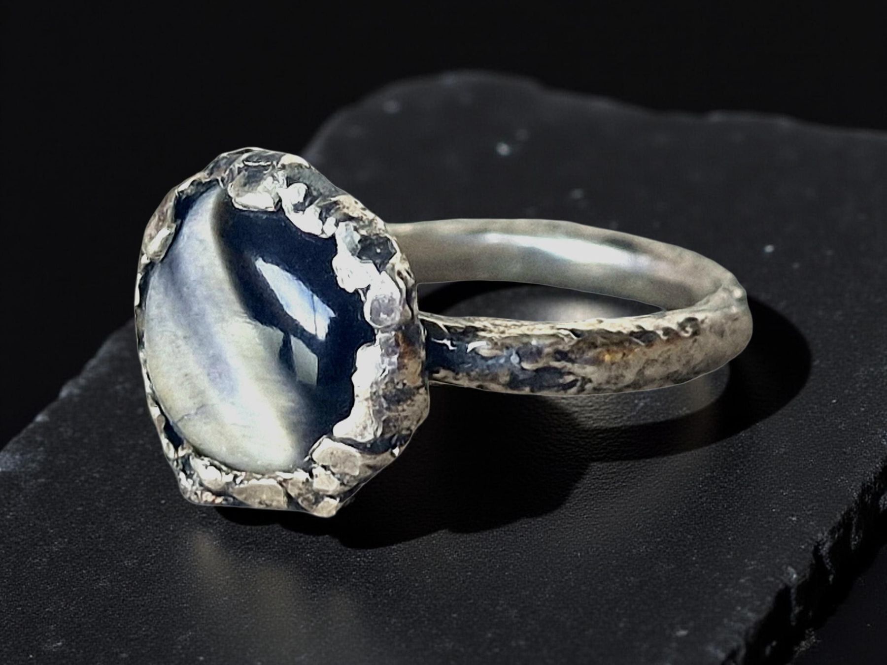 Bagues: Statement-Ring Silber & Katzenauge, Grösse 59, Einzelstück – Neuf avec emballage d'origine à Aarau par Schmuckhoehle_MD 2
