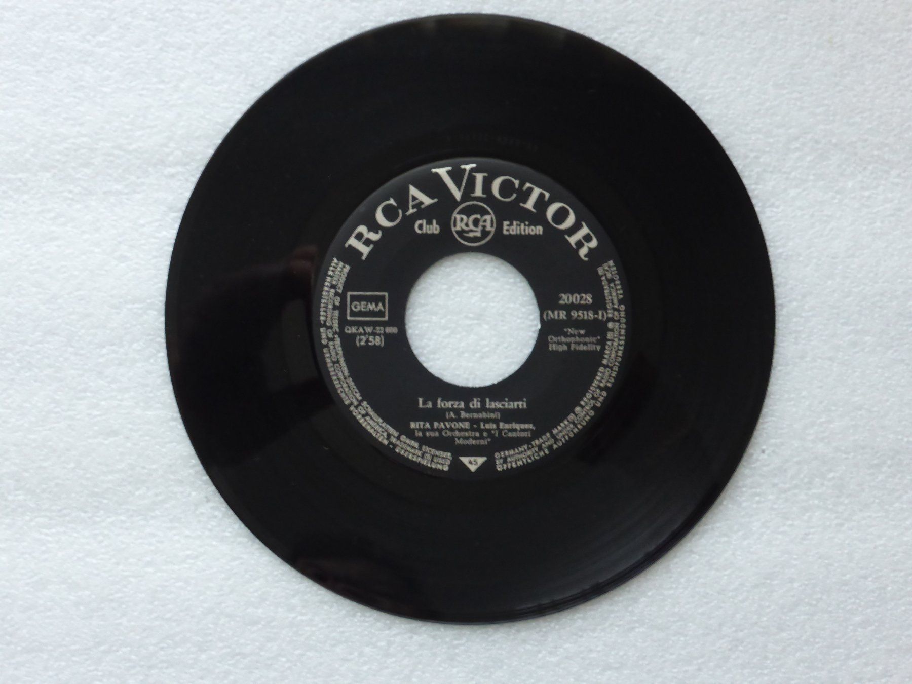 Dischi in vinile: Vinyl Single  RITA PAVONE  (Ex Libris) – Usato da Küssnacht am Rigi venduto da Mondkinder 2