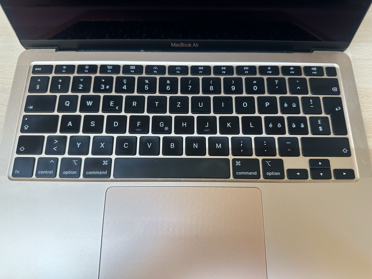 Apple Notebook: MacBook Air 13“ 2020 – Usato da Luzern venduto da FrankGroebel 1