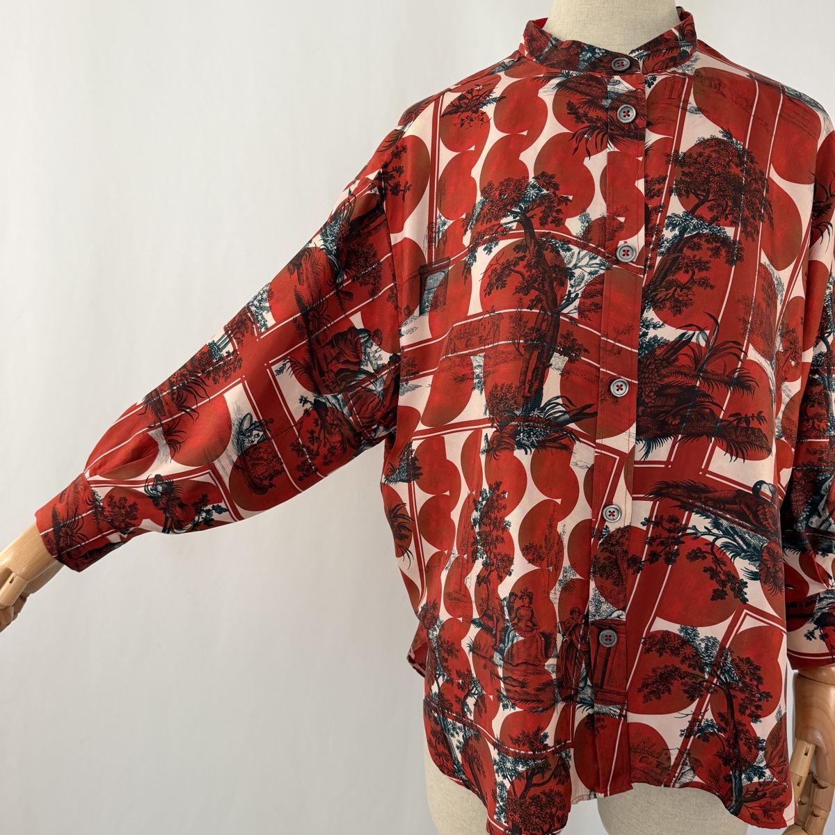 Odeeh Chemisiers: ODEEH 100% Silk Printed Blouse – D'occasion à Freienbach par Avviivva_Shop 2