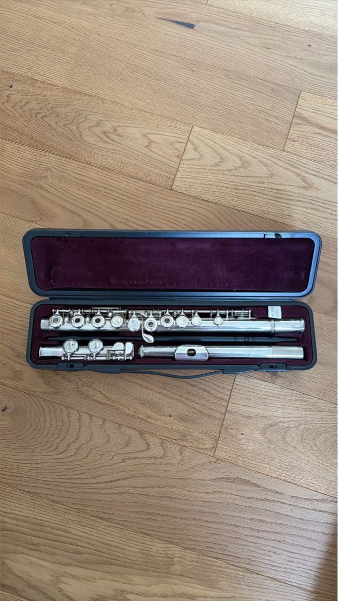Yamaha Instruments de musique: Querflöte Yamaha im Koffer – D'occasion à Oberdorf NW par sab_qgz6