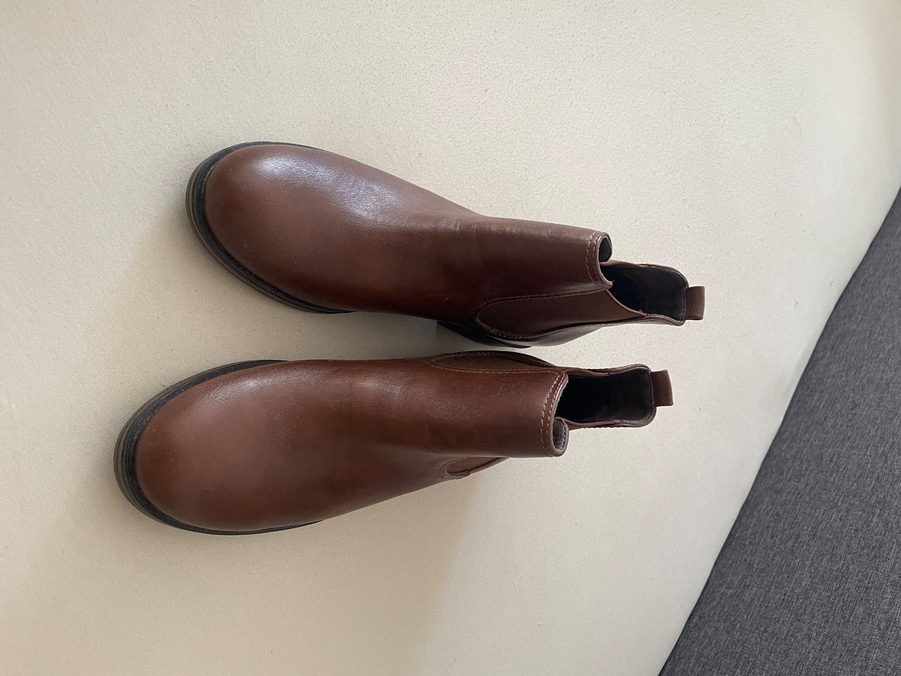 Graceland Damenschuhe: Elegante, glatte Schuhe,Gr. 39 – Neu (gemäss Beschreibung) aus Uerkheim von Jangela