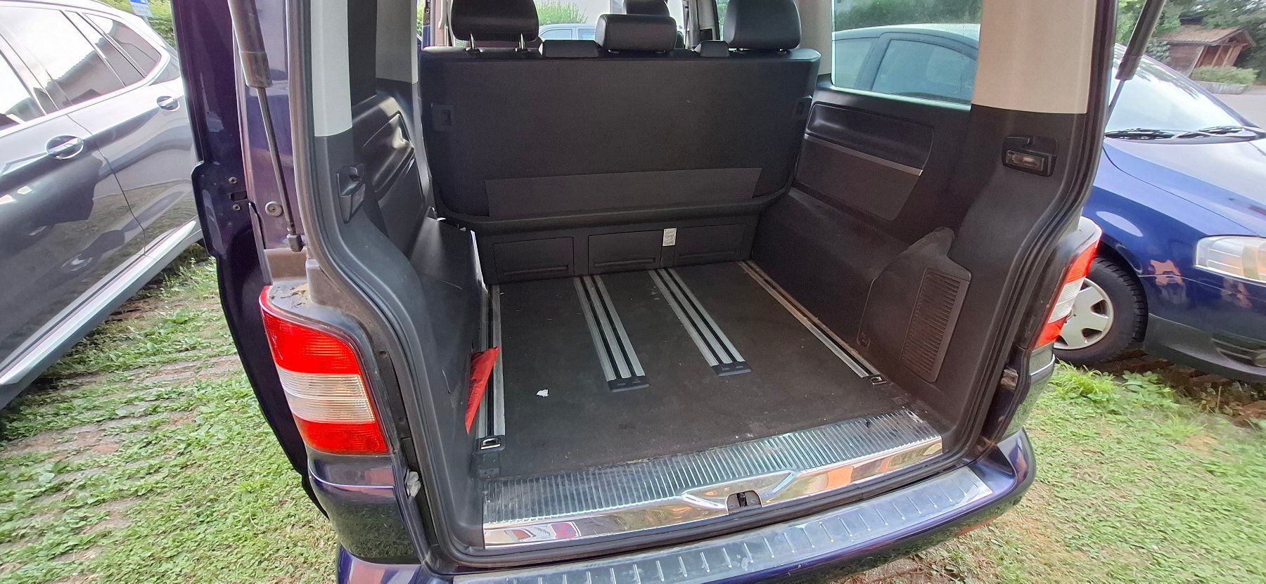 VW Autos: VW T5 Multivan Highline – Defekt aus Bonstetten von Imor0 8