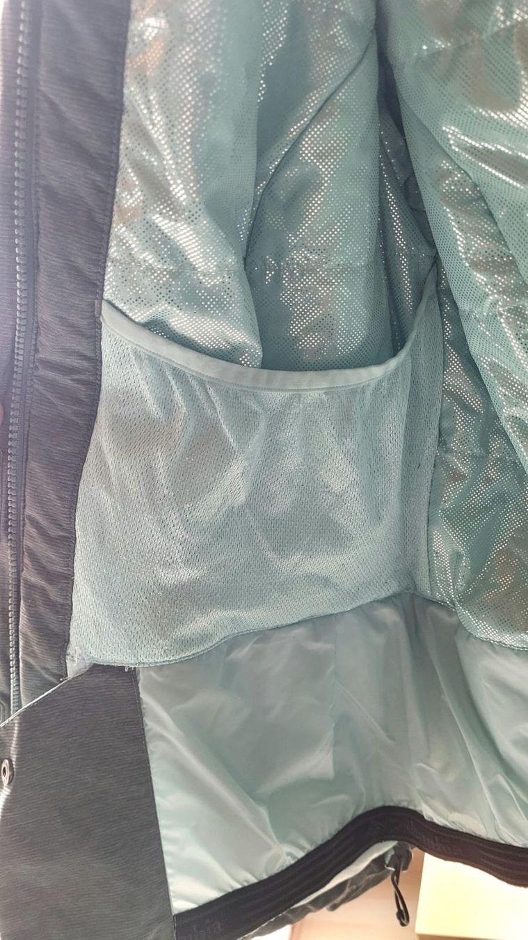 Vestes: Colombia Ski-/Winterjacke, Grösse L – Neuf (Voir description) à Zürich par miil0 8