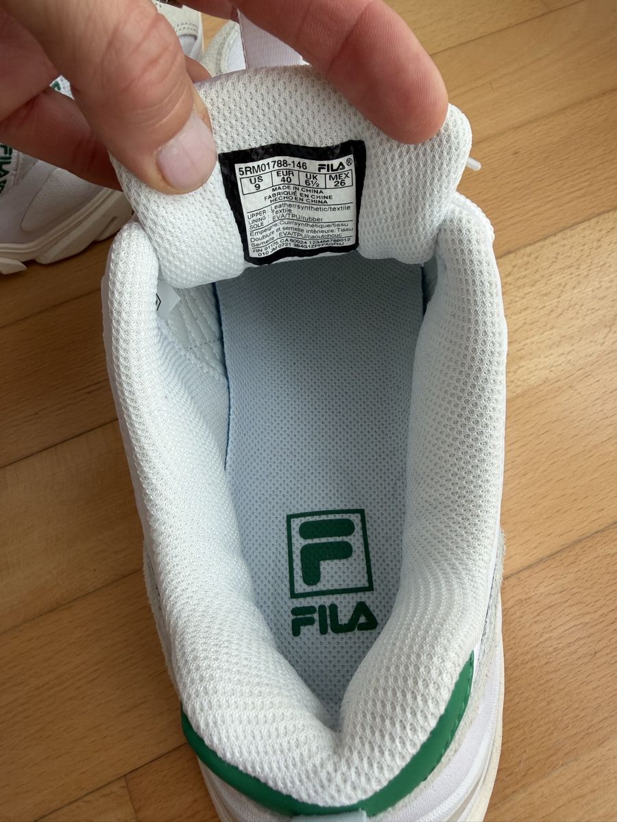 Scarpe da uomo: Fila Sneakers white size 40 excellent condition – Nuovo (secondo la descrizione) da Steinhausen venduto da mar_8y57 6