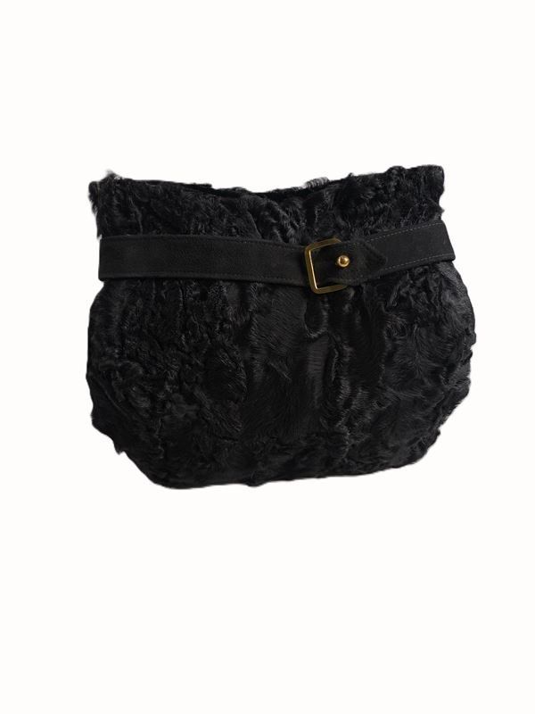 Sacs femmes: Pelz Tasche Muff Stil – D'occasion à Rüti ZH par Restwert_Rueti_ZH