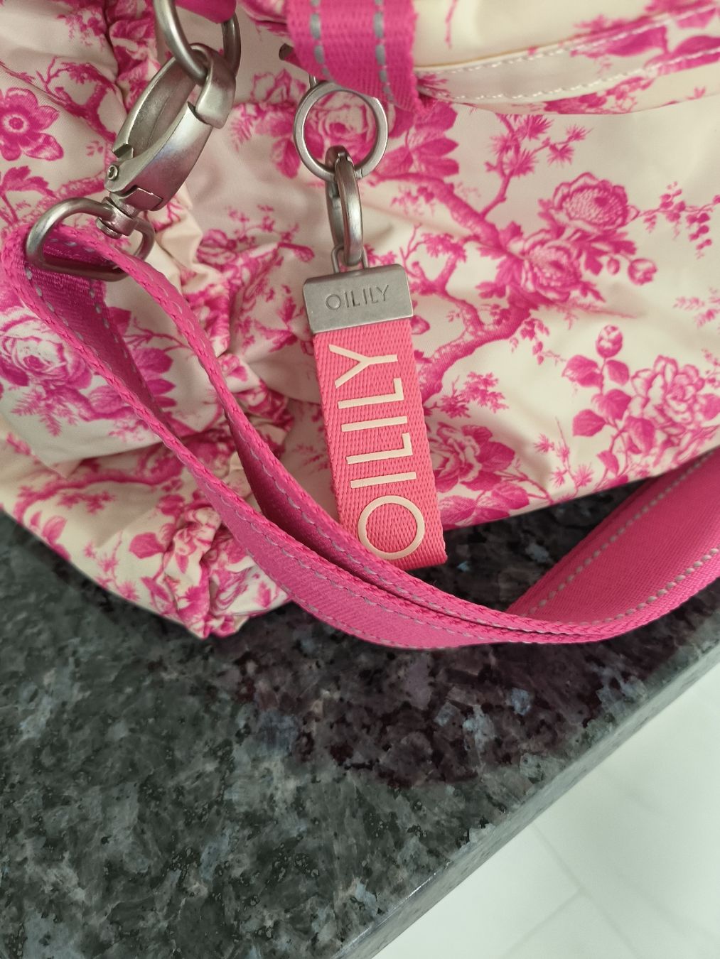 Oilily Borse da donna: Oilily Tasche  rosa/weiss Blümchen – Nuovo (secondo la descrizione) da Biel/Bienne venduto da No62 7