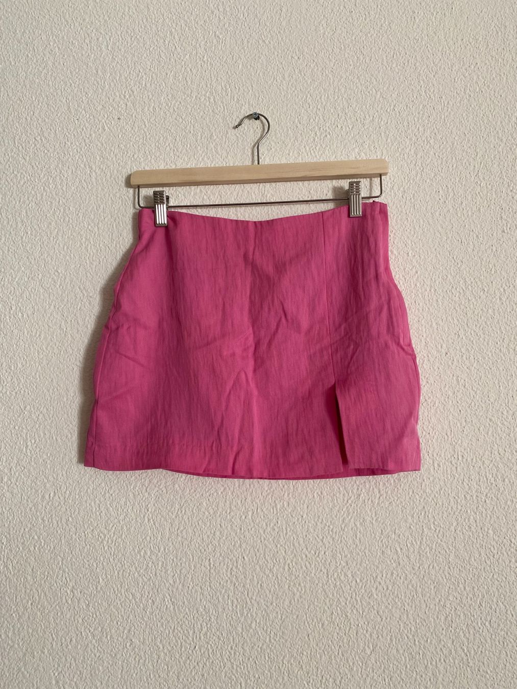 H&M Röcke: Pinker Minirock von H&M – Gebraucht aus Luzern von champagnelaury