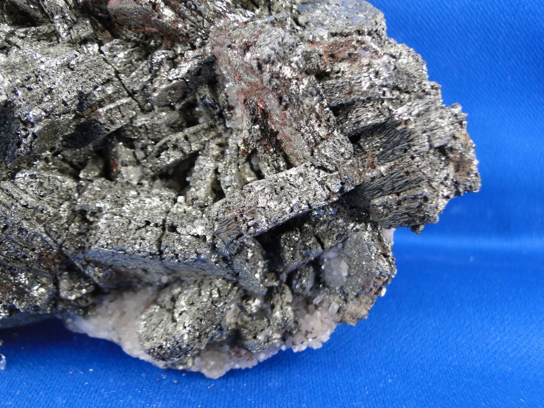 Minerali & Pietre curative: Pyrit psm Pyrrhotit – Usato da Schinznach Bad venduto da Demerald 2