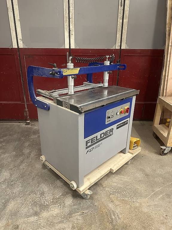 Toutes les machines: Felder Reihenlochbohrmaschine – D'occasion à Zermatt par 321peti 1