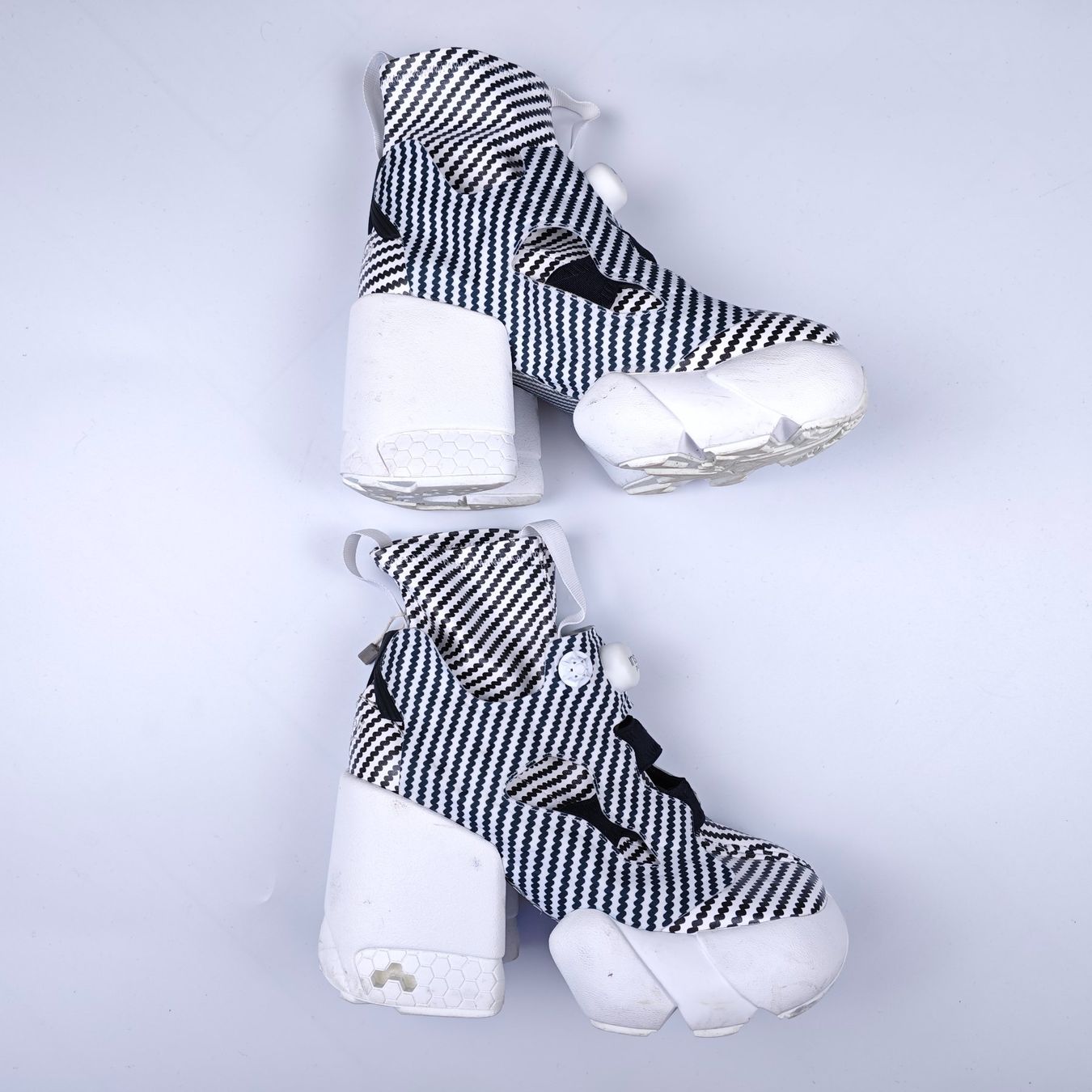 Maison Margiela Scarpe da donna: Maison Margiela x Reebok - Pull on Tabi Boots Instapump - 37 – Usato da Schaffhausen venduto da clxud 2