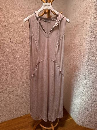 Sommerkleid mit Kapuze