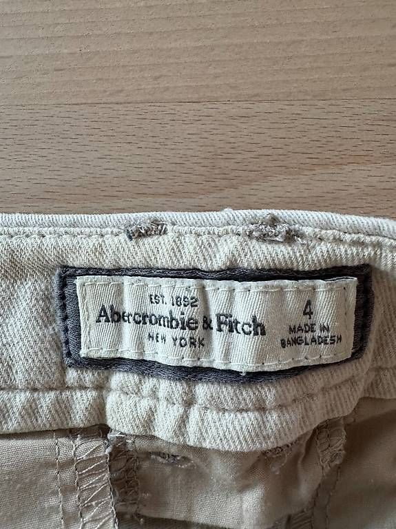 Pantaloni: Damenhose Abercrombie & Fitch – Usato da Liestal venduto da Schatzsucher90 1