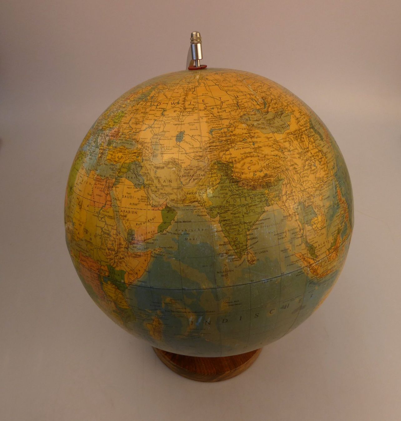 Sonstige Dekorationen & Accessoires: Gebrauchter Vintage Globus – Gebraucht aus Volketswil von brockipfannenstil 3