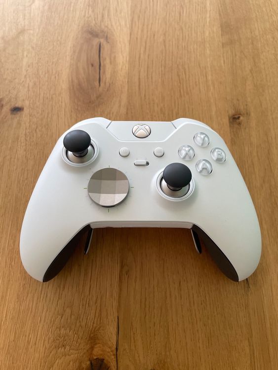 Xbox Elite Controller Kaufen auf Ricardo