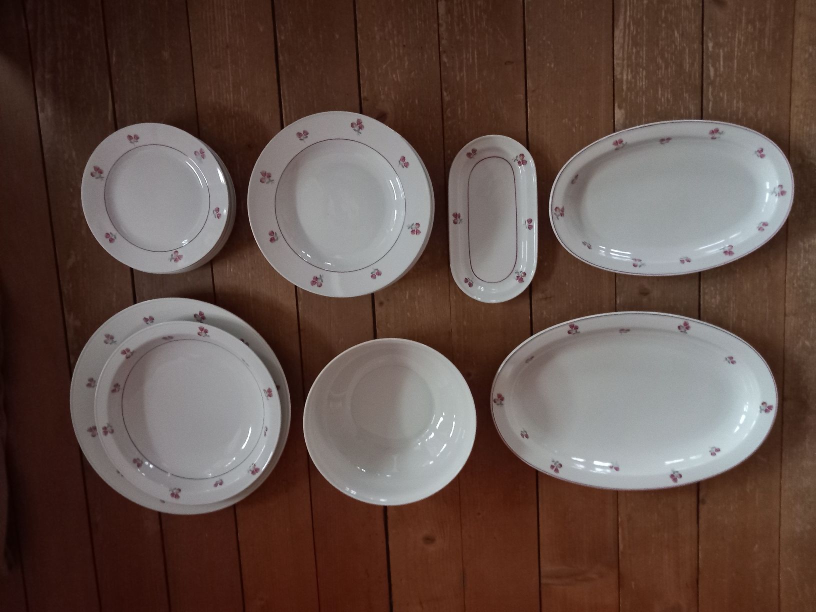 Set di piatti: Geschirrset. Langenthal – Usato da Nänikon venduto da Haexli_70 8