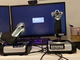 Logitech G Saitek X52 Flight Stick und Controller