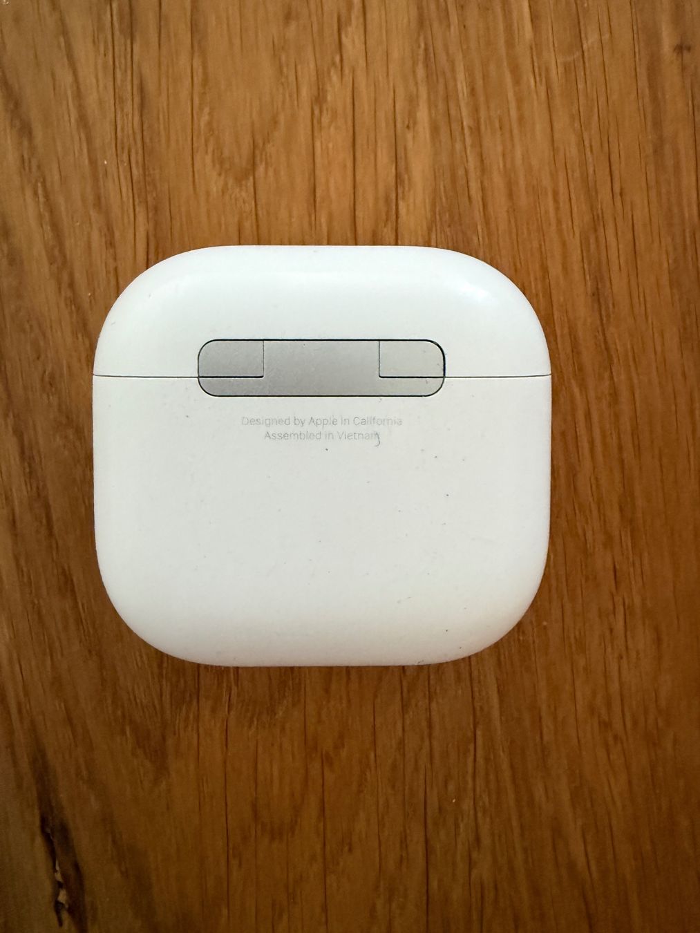 Apple Cuffie: APPLE AirPods 4 Charging Case – Usato da Lausanne venduto da Nine1982 5