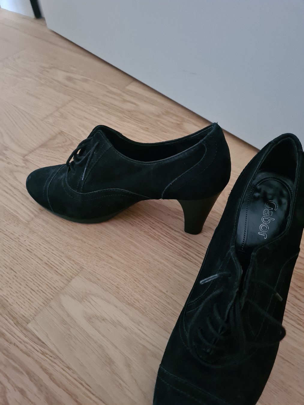 Gabor Scarpe da donna: Gabor Schnürschuhe Schwarz Grösse 40 – Usato da Horw venduto da Mirii91 1