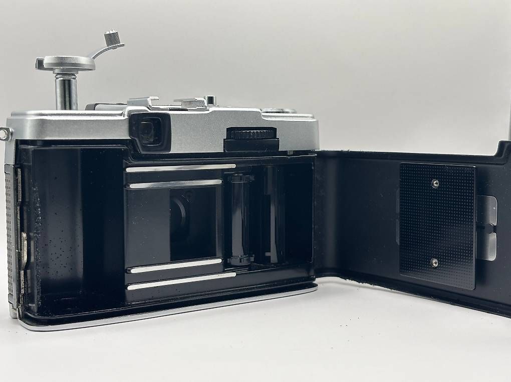 Olympus Fotocamera: Olympus PEN EE-2 Halbformatkamera Kultkamera – Usato da Merenschwand venduto da Sbj 5