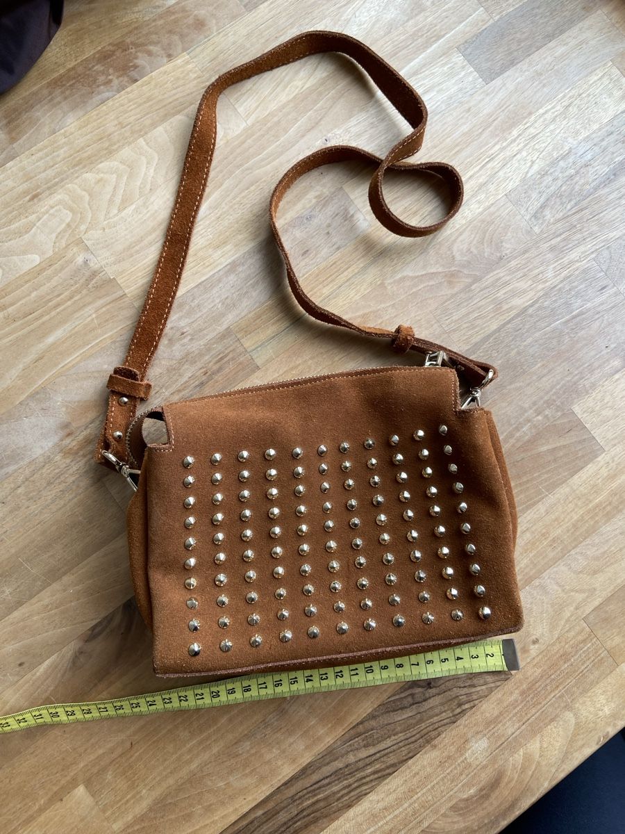 Mango Borse da donna: Mango- Tasche mit Nieten  – Usato da Dietlikon venduto da Luna77 4
