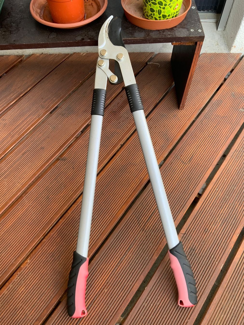 Alle Werkzeuge: Astschere/ Gartenschere guter Zustand – Gebraucht aus Schübelbach von Hecht11.