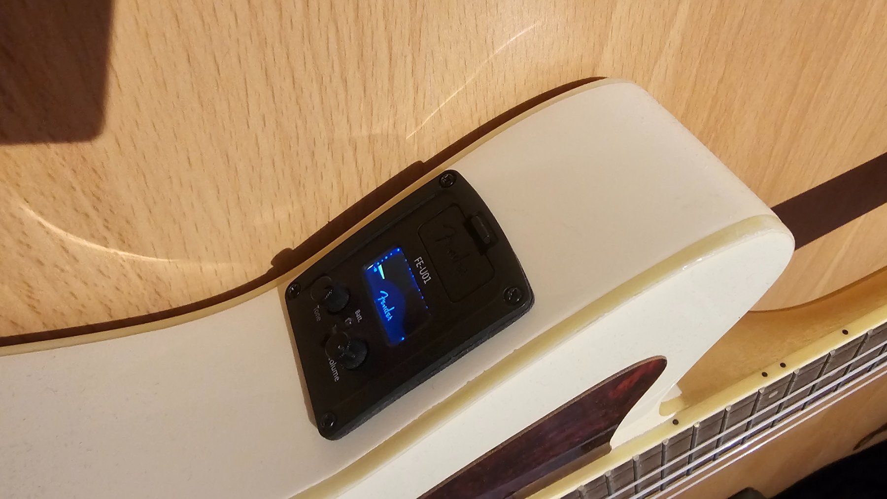 Fender Musikinstrumente: Fender Ukulele – Gebraucht aus Niedergösgen von leia.kupf00 1
