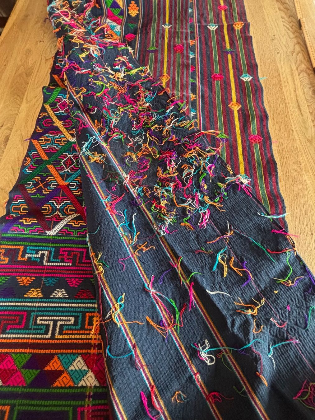 Sonstige Tischwäsche: Vintage Peru / BhutanTextil Tischdecke, Handarbeit – Gebraucht aus Horgen von uge_pd5p 8