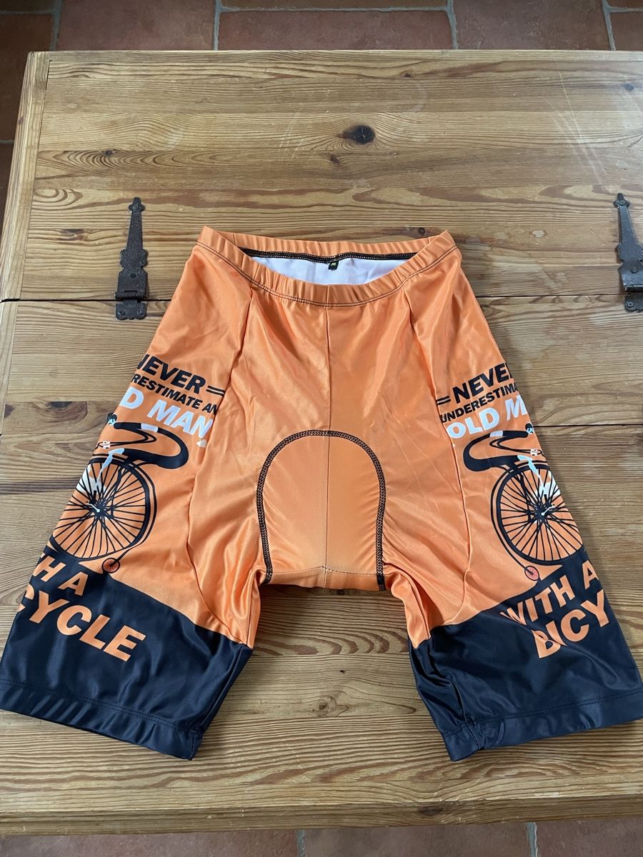 Leibchen & Hosen: Velo Trikot mit Velo Hose – Gebraucht aus biberist von Superpipp0 7
