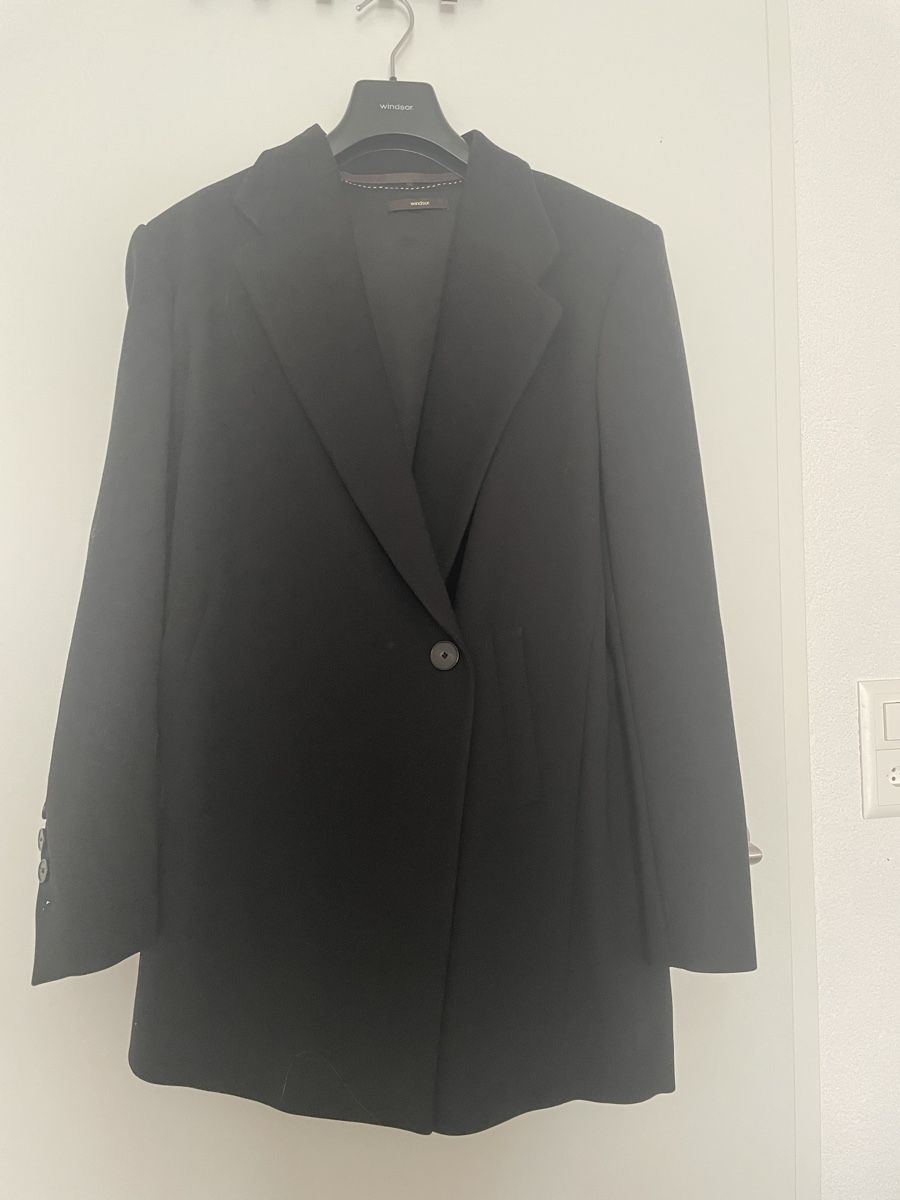 Windsor Giacche: Damenblazer schwarz Gr.38 Windsor – Usato da Ennetaach venduto da Ustraessle