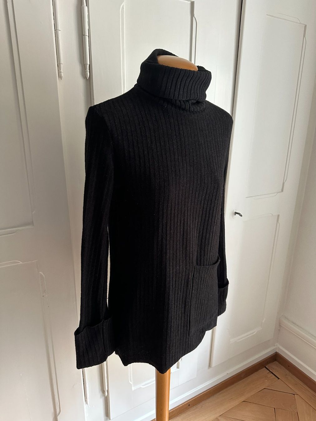 Zara Maglioni & Felpe: ZARA - Rollkragen Strickpullover schwarz S – Usato da Zürich venduto da Diazaio 1