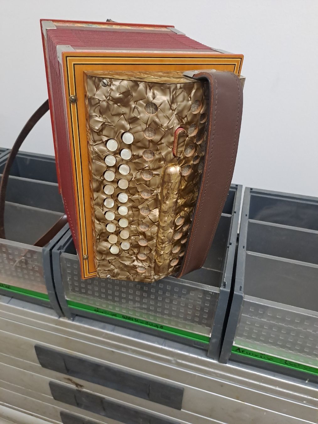 Instruments de musique: Stalder orgeli – D'occasion à Villeneuve par BibiVintage 1