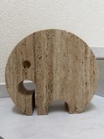 Lampenfuss Elefant gross aus Travertin.