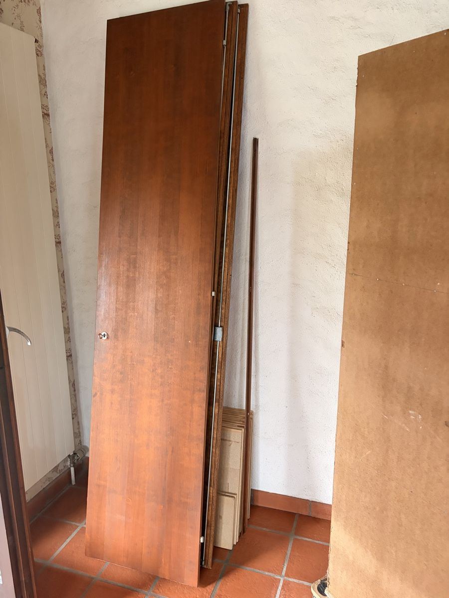 Schränke: Armoire bois – Gebraucht aus Les Bois von trc_k9yt 1